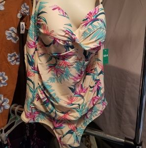 Ladies one piece swim suit with molded bra cups